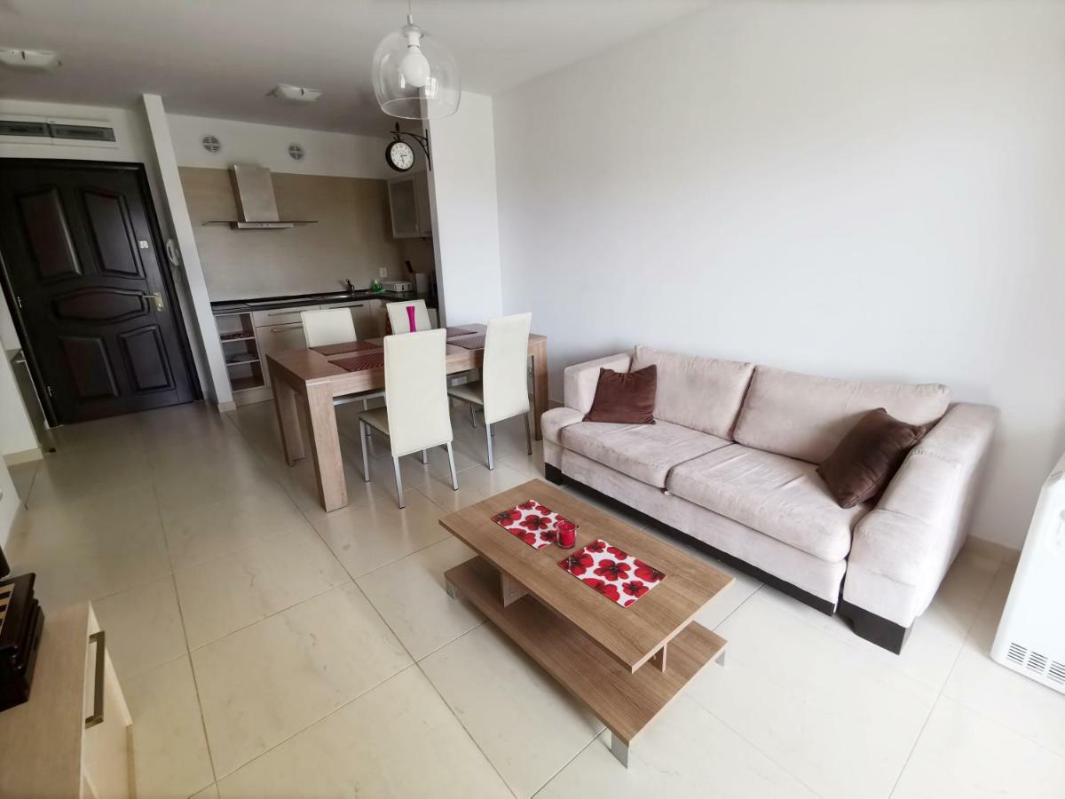 Apartamenty Oceania 사르비노보 외부 사진